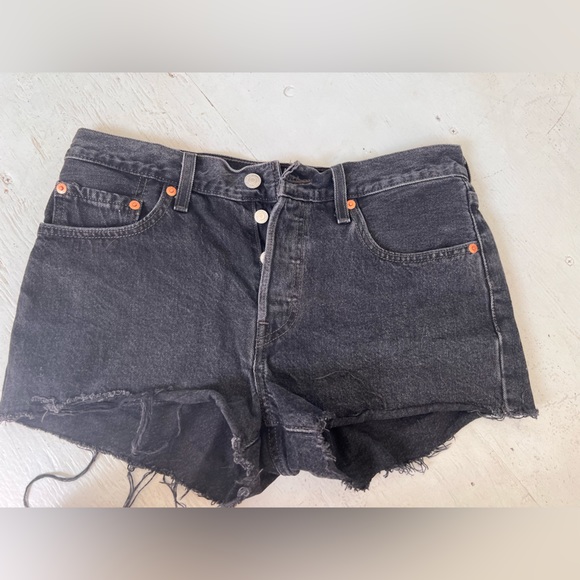 Levis 501 women’s shorts - Picture 1 of 6